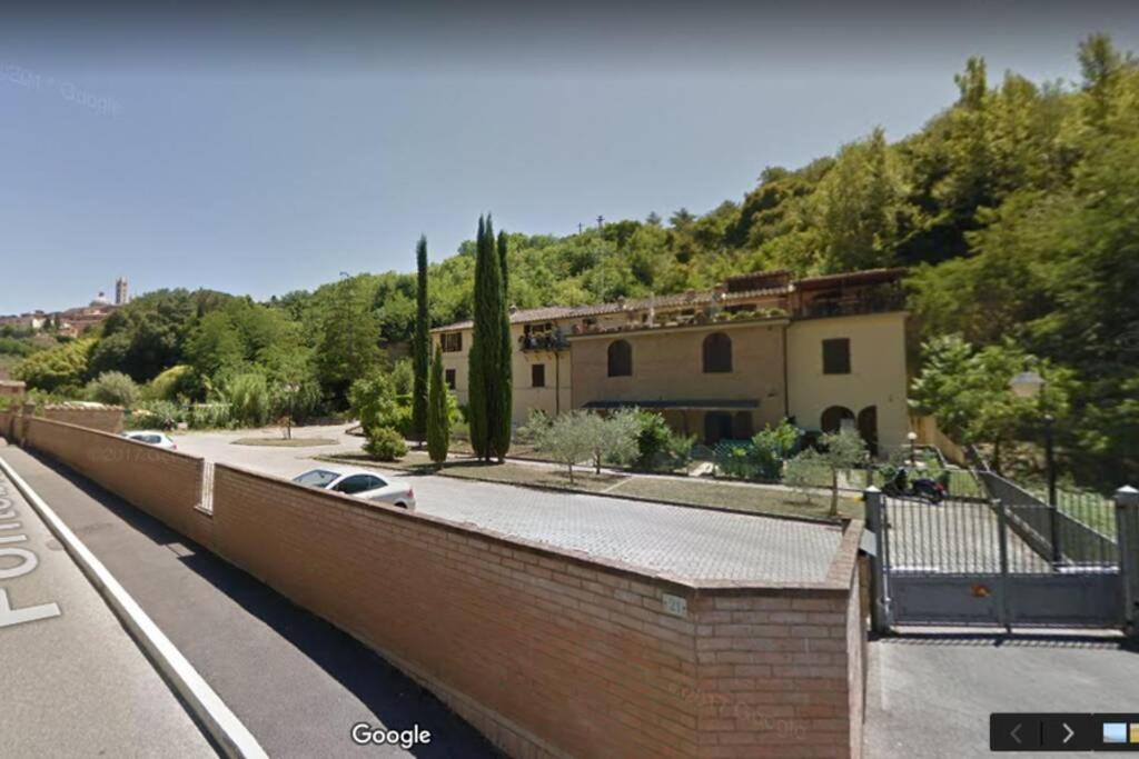 Apartamento Casazappa - In Centro A Piedi, Parcheggio E Giardino Privato Siena Exterior foto